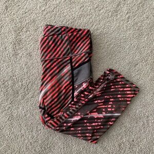 Small Petite Athleta Cropped Leggings